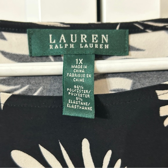 Women’s Lauren Ralph Lauren Top Size 1X  Ruched Short Sleeve Shirt Floral Black - Picture 4 of 4